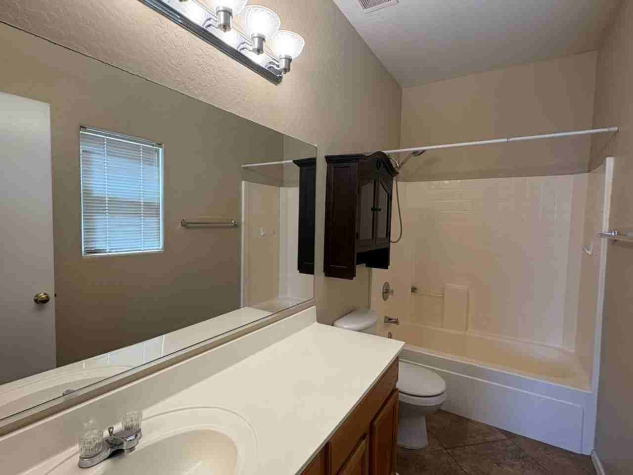 15337 W Port Au Prince Ln - Photo 5 of 11