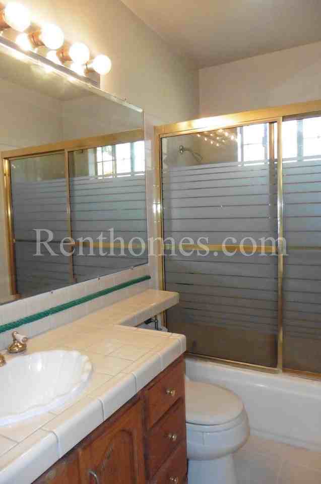 7576 Winterwood Ln - Photo 6 of 15
