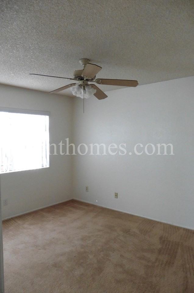 7576 Winterwood Ln - Photo 7 of 15