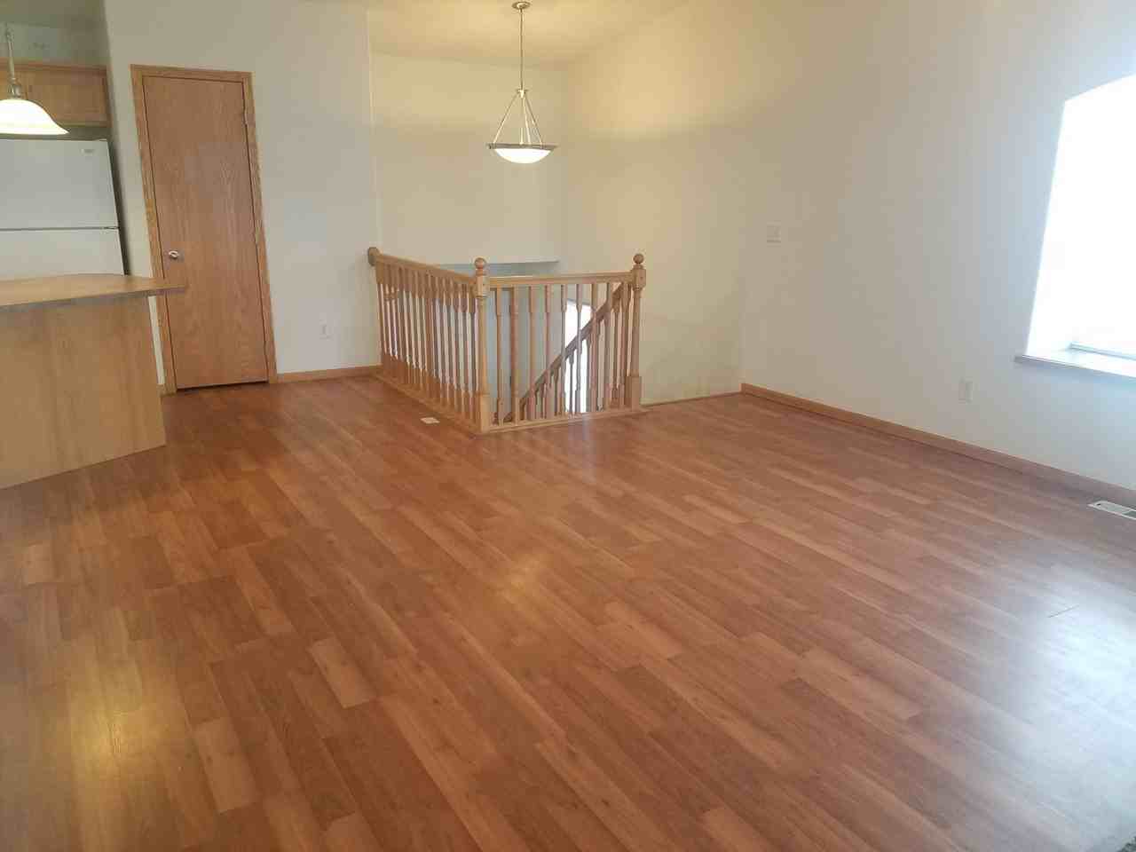 1102 37th Ave S - Photo 3 of 15