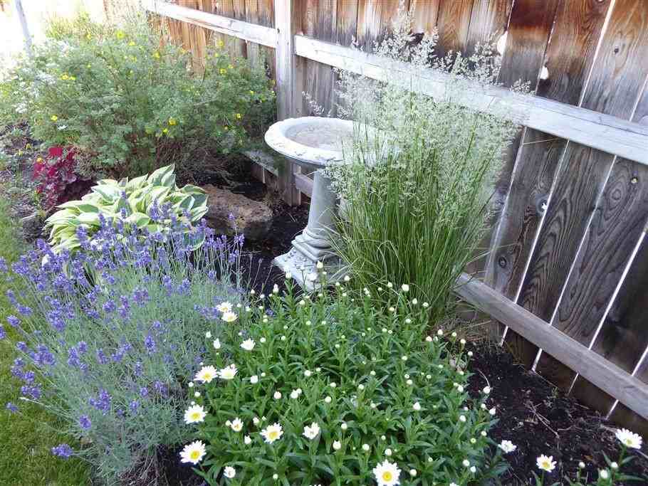 2845 Ne Aldrich Ave - Photo 5 of 22