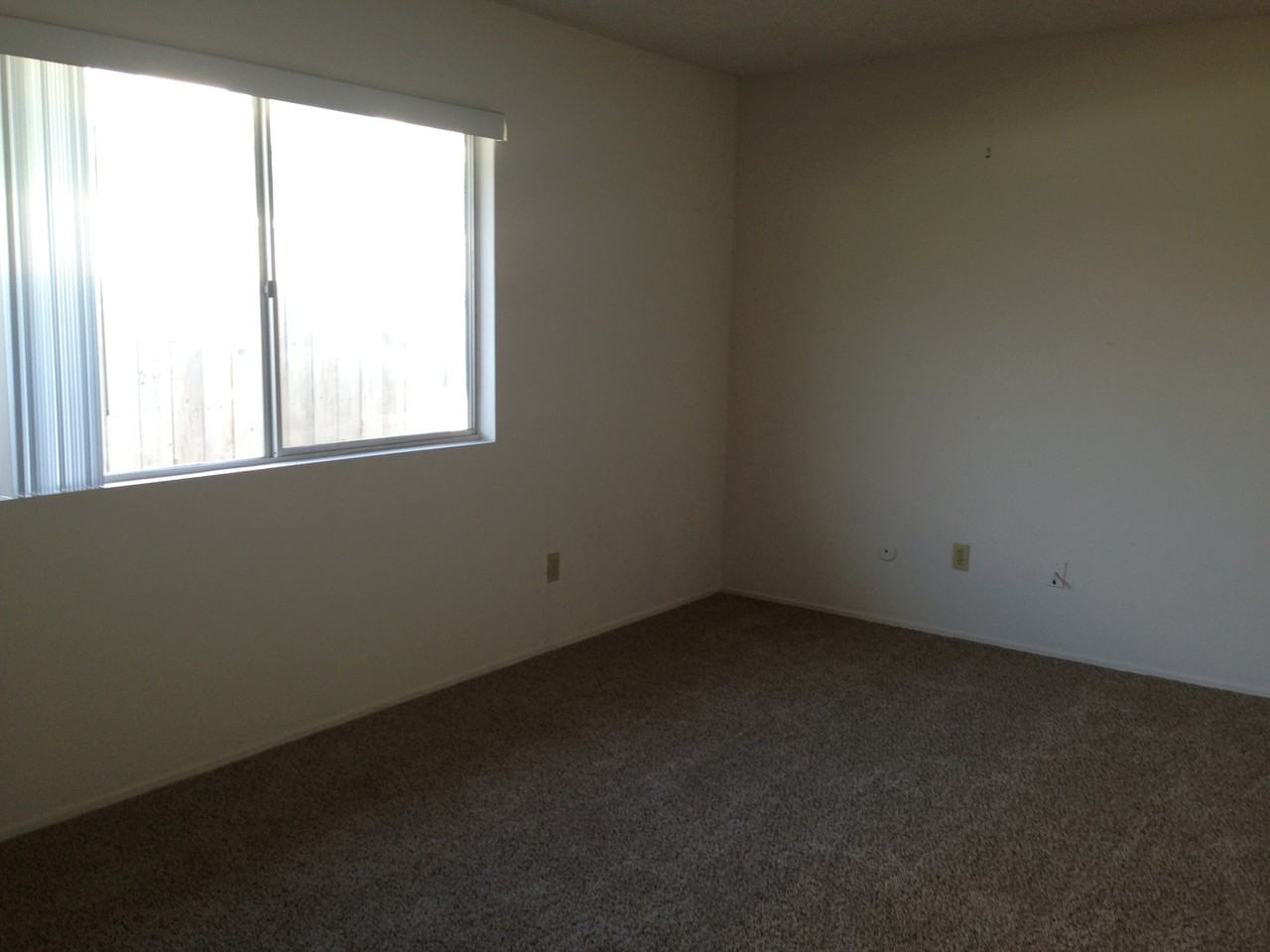 13780 Nogales Dr - Photo 6 of 12