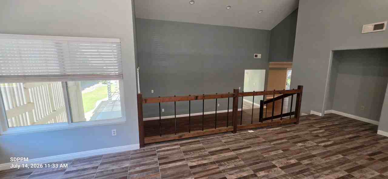 1524 Whitsett Dr - Photo 5 of 50