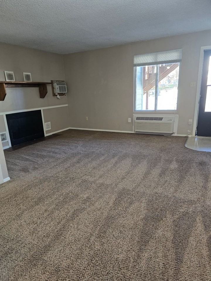 2321 S Mckinley St #A - Photo 4 of 13
