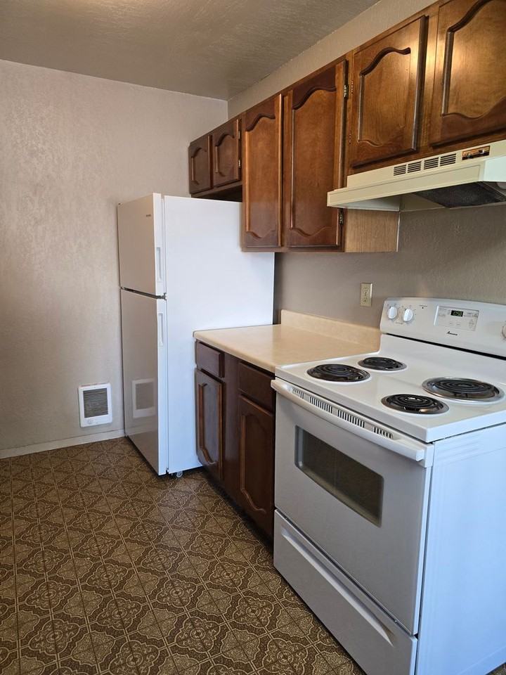 2321 S Mckinley St #A - Photo 7 of 13