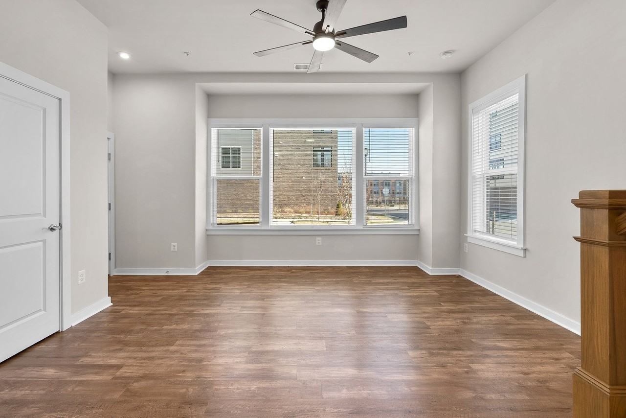 16302 Connors Way #21 - Photo 3 of 45