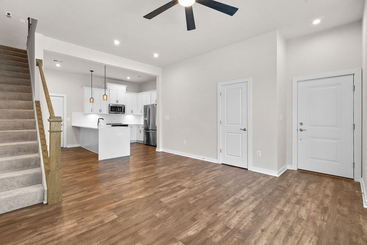 16302 Connors Way #21 - Photo 7 of 45