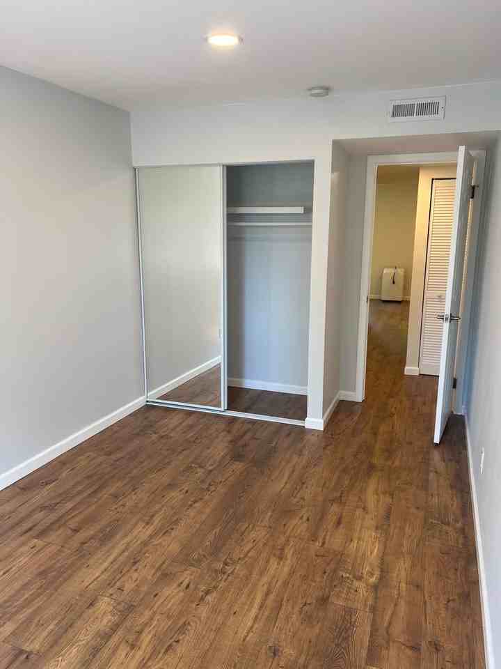 12520 Ne 145th St - Photo 7 of 20