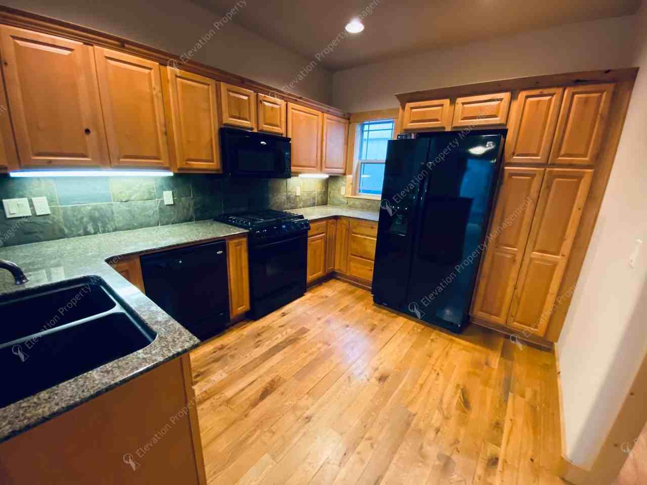 20187 Merriewood Ln - Photo 7 of 23