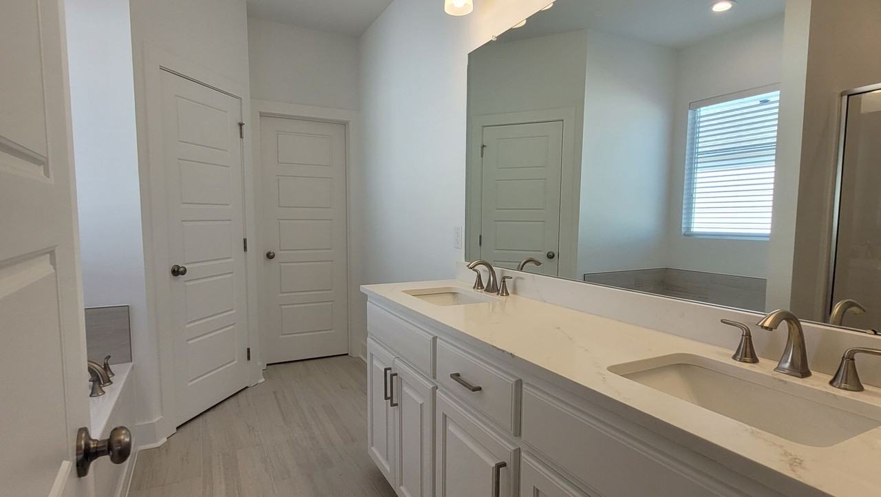 18955 Pharlap Way - Photo 5 of 12