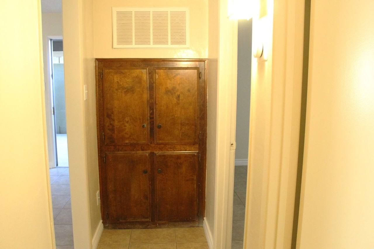 5913 Nogal Ave - Photo 4 of 10