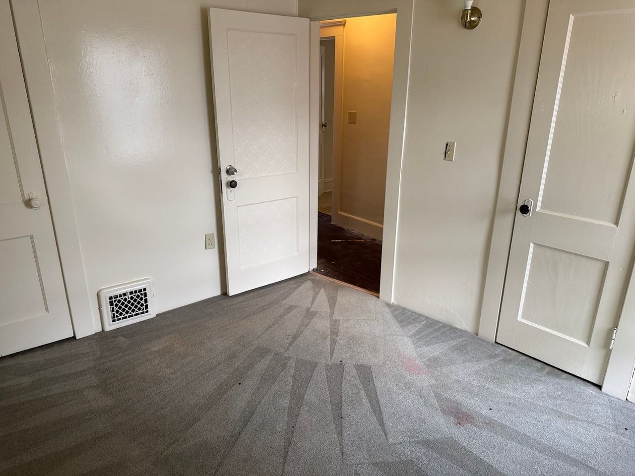 1903 Deyo St - Photo 6 of 9