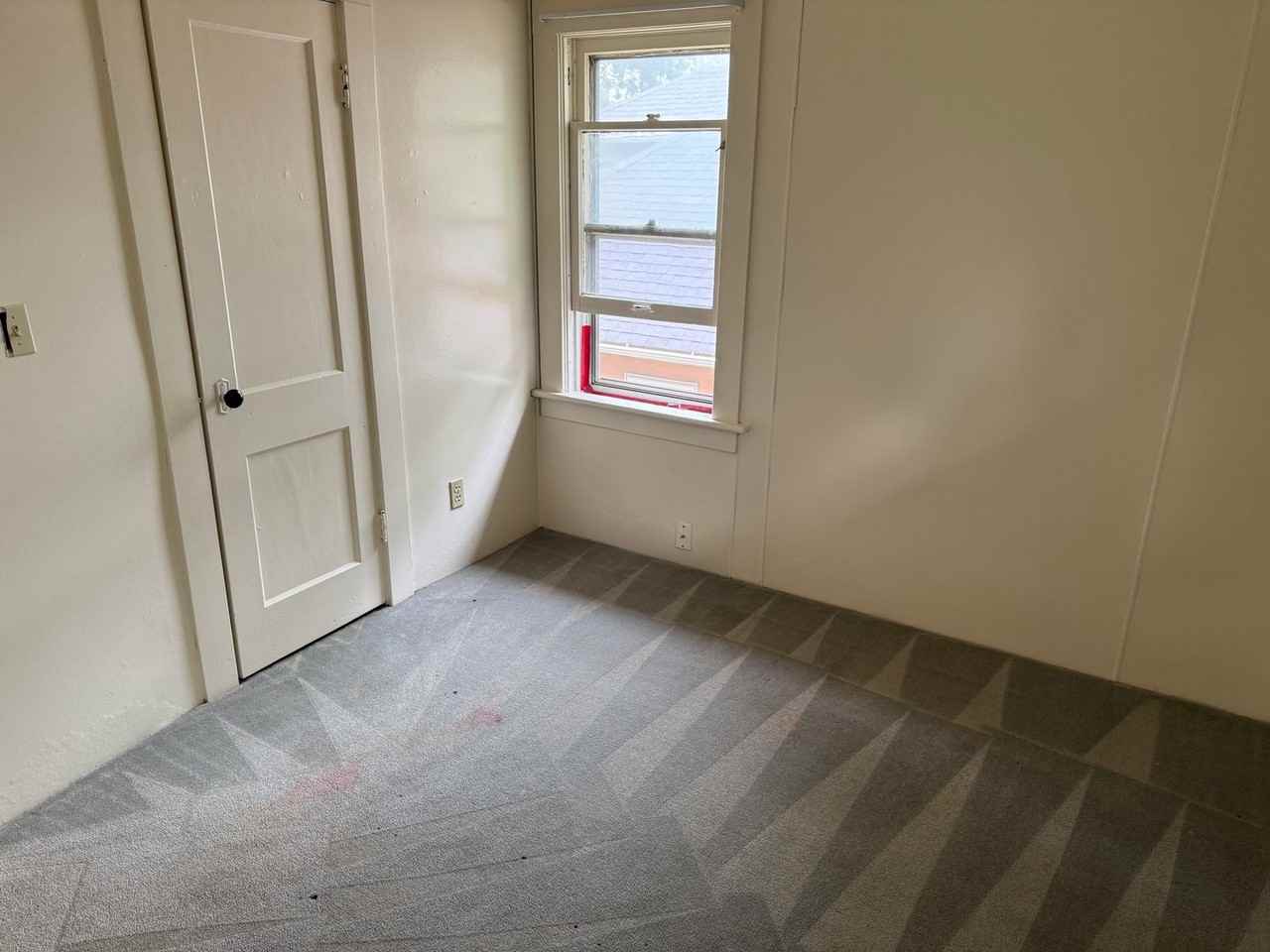 1903 Deyo St - Photo 7 of 9