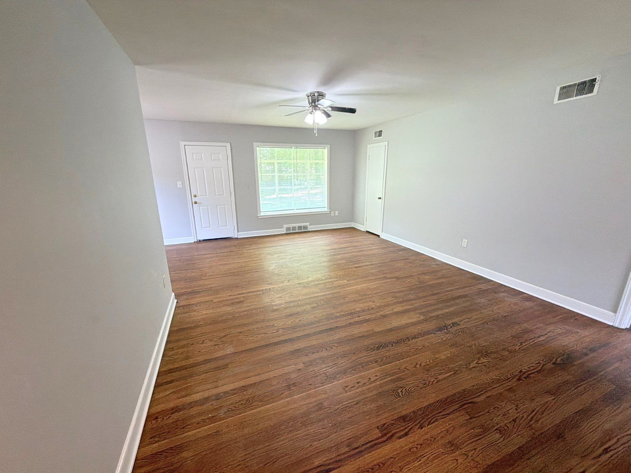 799 Rosebanks Rd - Photo 6 of 20