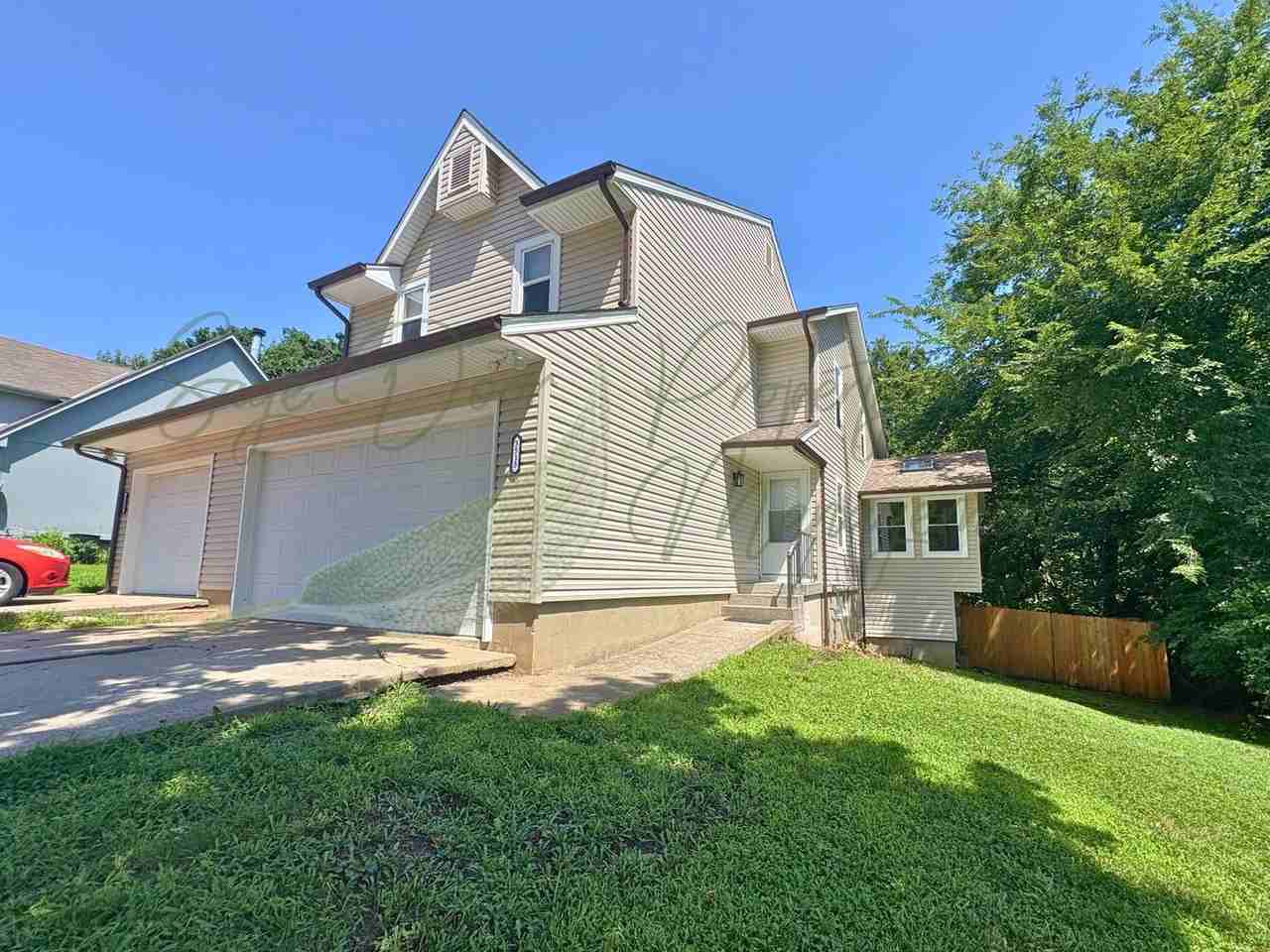 3513 Sw Mcdanial Ave - Photo 2 of 31