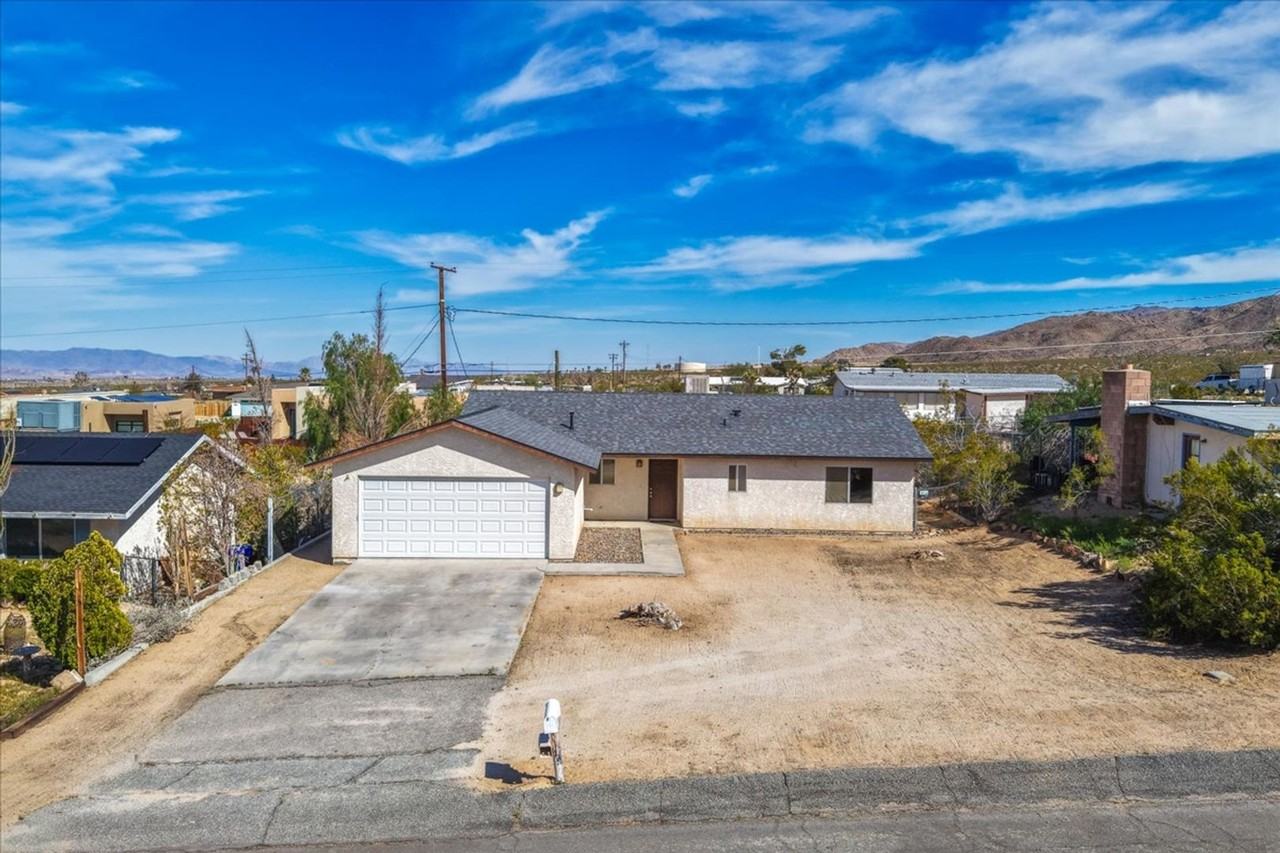 6851 Quail Spring Ave - Photo 2 of 45