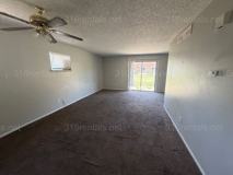 $850- 2 bed 1 bath - Townhomes - Photo 1 of 1