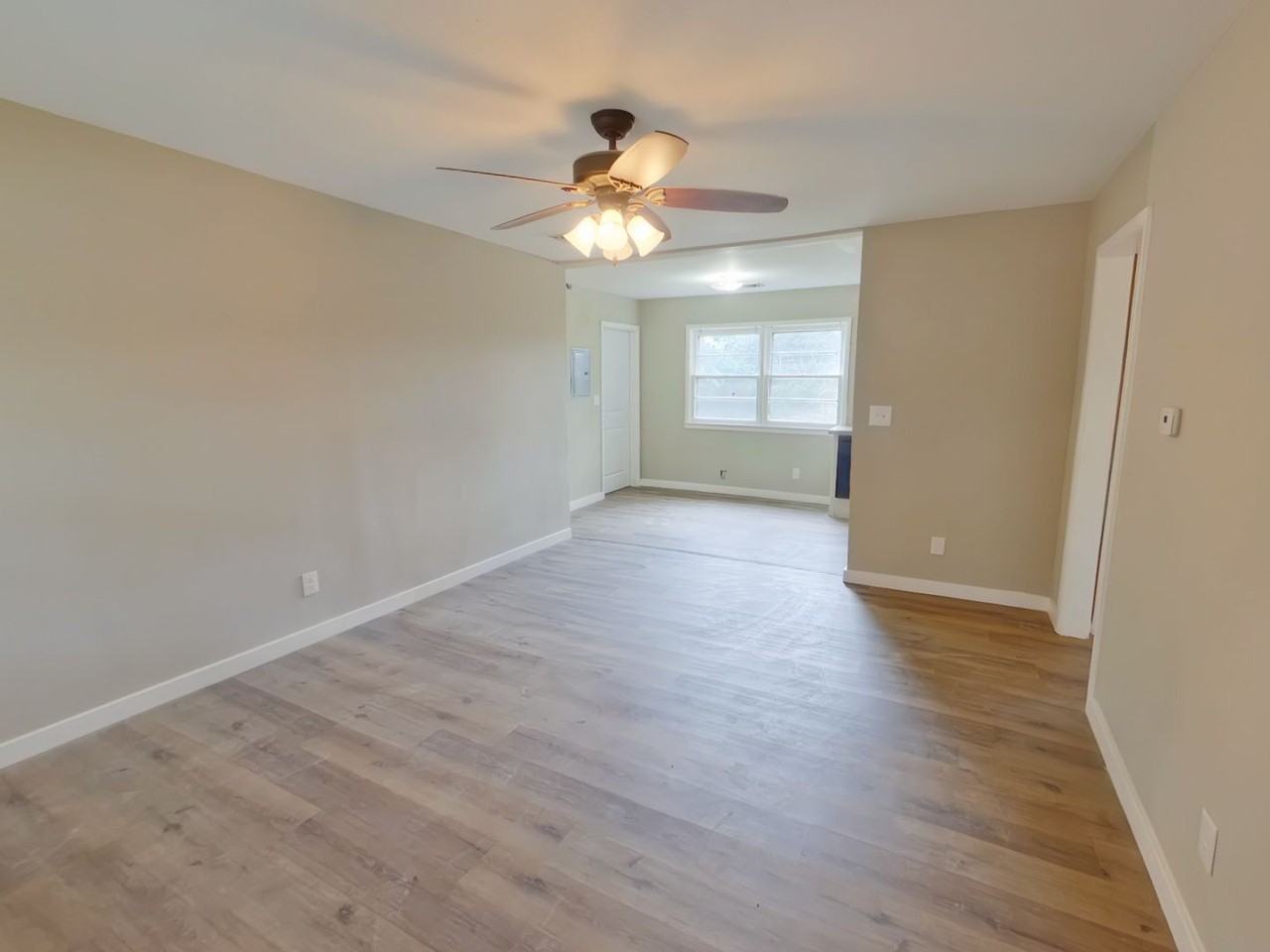 2338 S Dellrose Ave - Photo 2 of 10