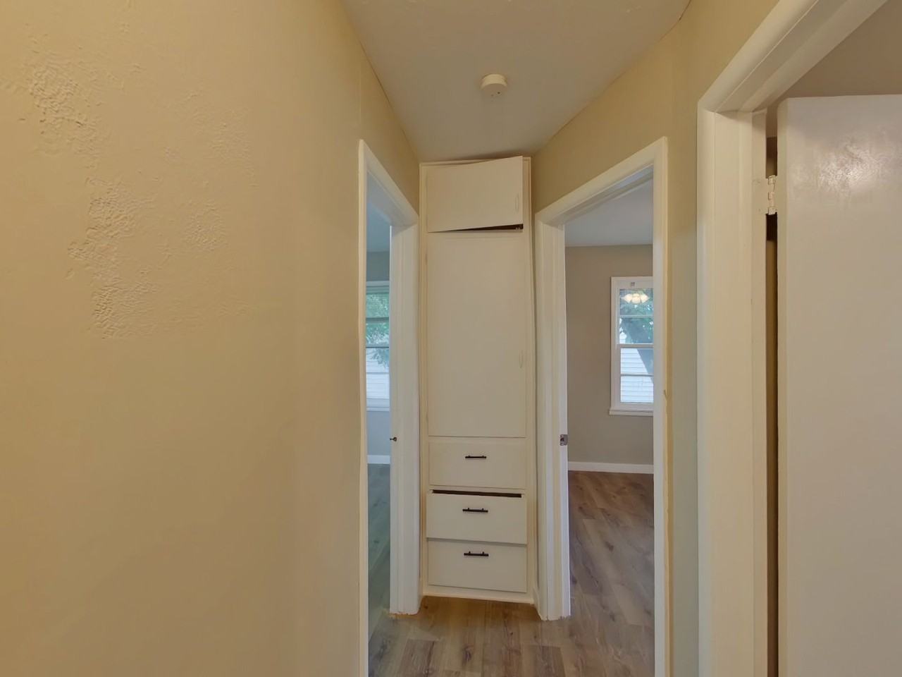 2338 S Dellrose Ave - Photo 5 of 10