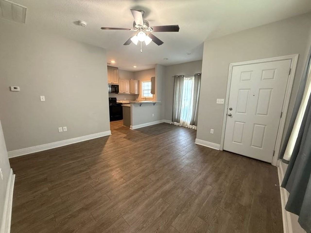 2802 Miller Ave - Photo 3 of 22