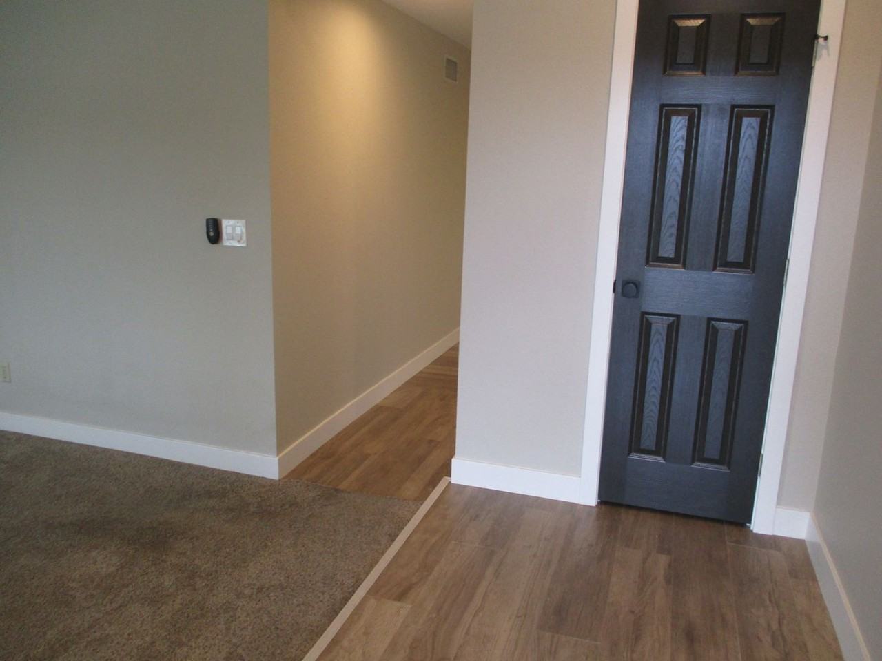 10238 Molino Rd - Photo 3 of 23