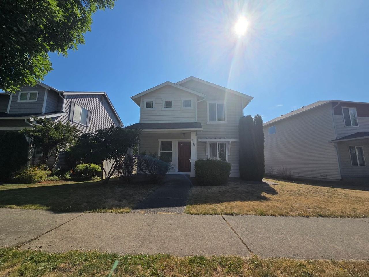 1344 Sinclair Dr - Photo 2 of 20