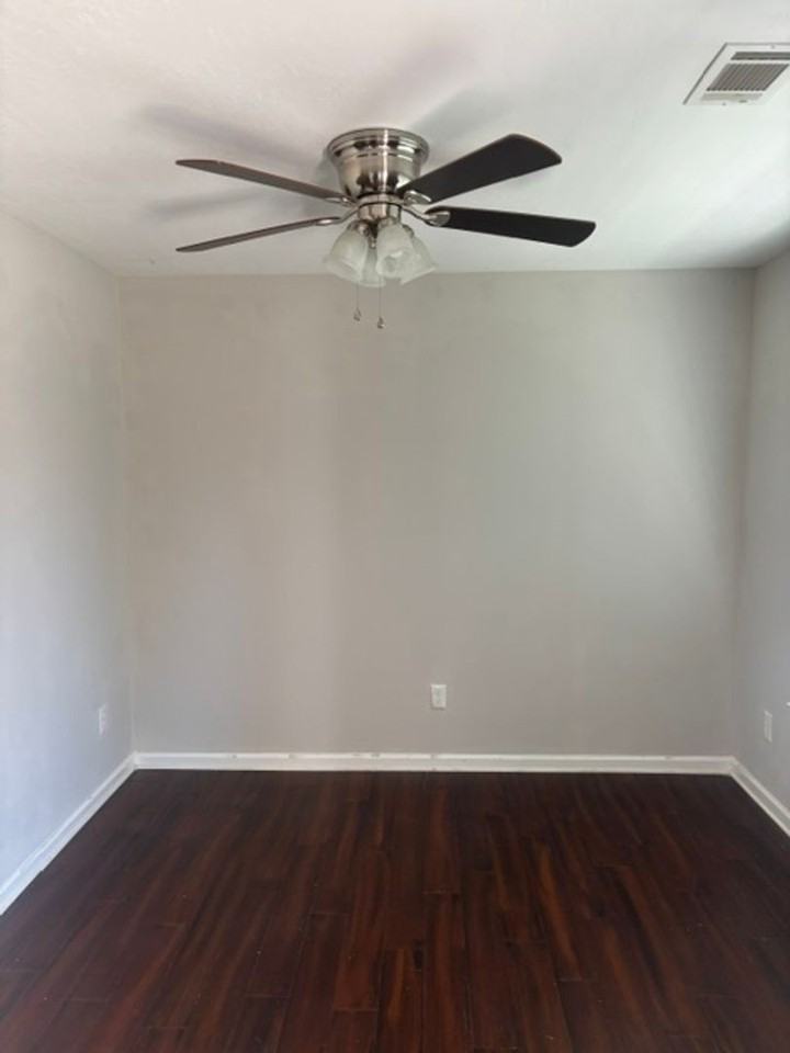 5036 Reynolds Way - Photo 3 of 14