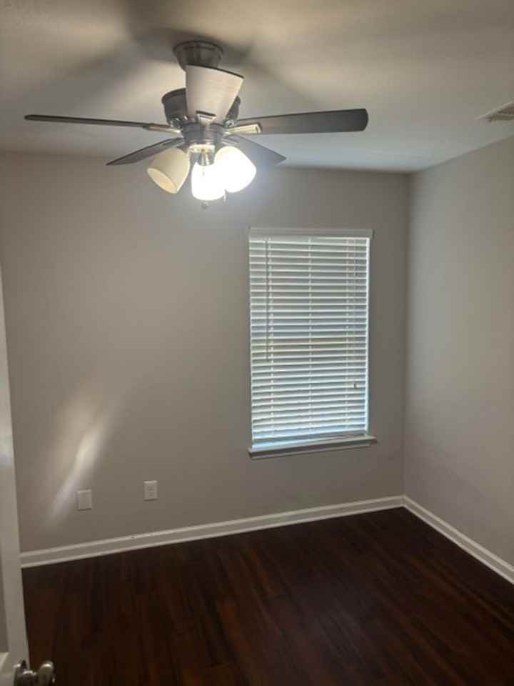 5036 Reynolds Way - Photo 6 of 14