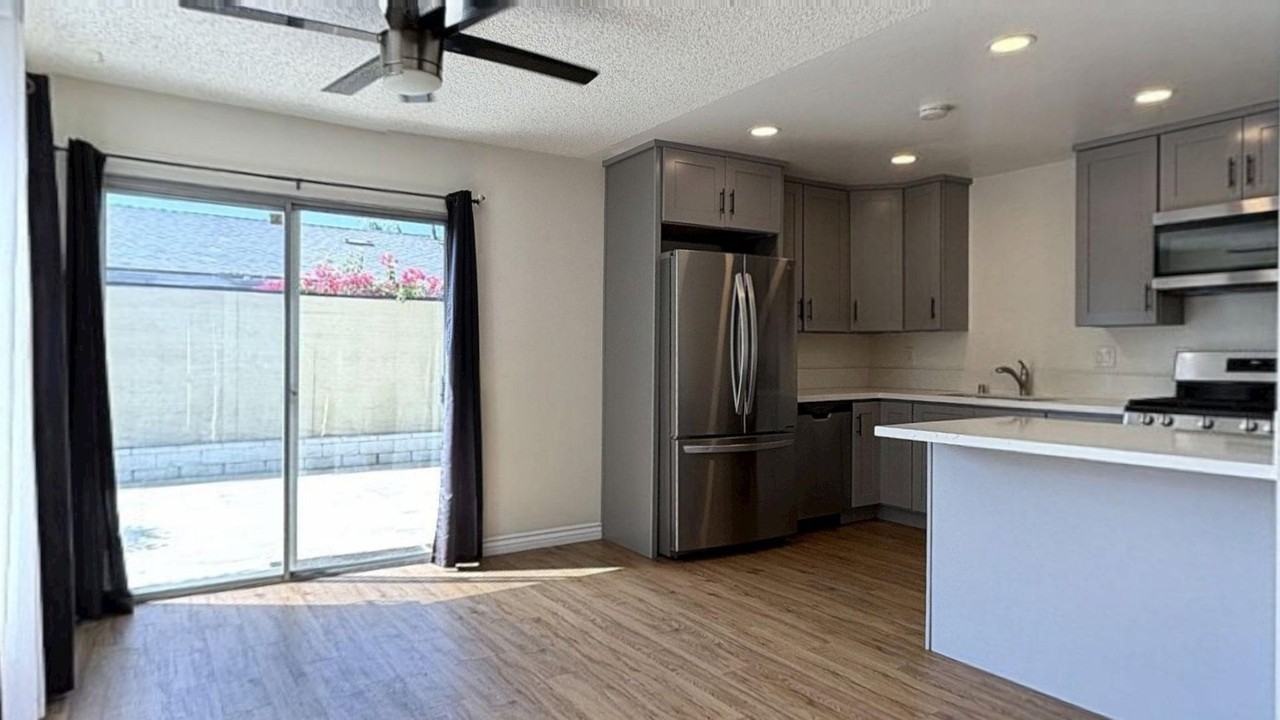 7920 Temecula Pl - Photo 7 of 22