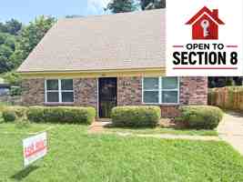 featured image of 1111 Canary Ln