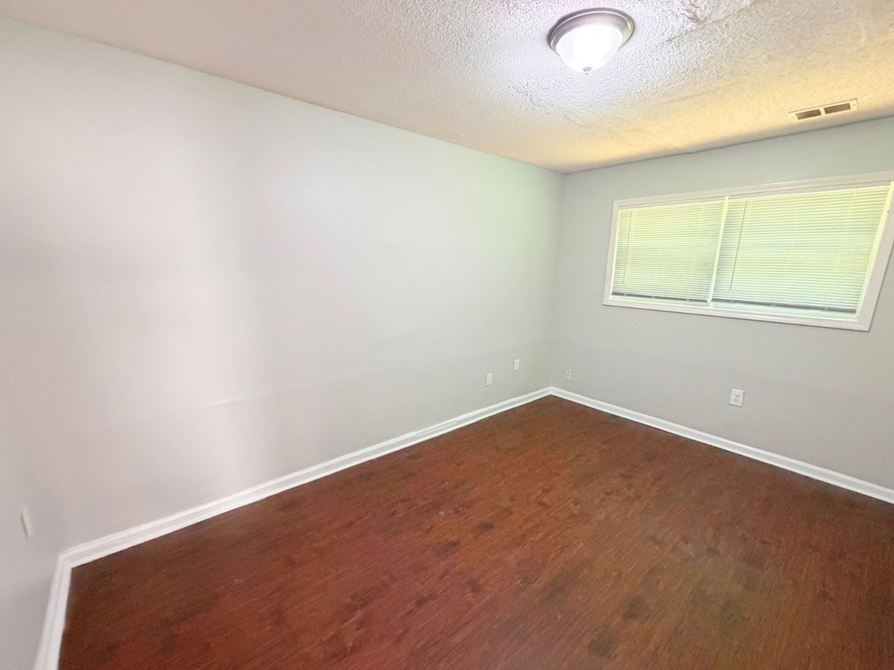 1111 Canary Ln - Photo 7 of 17