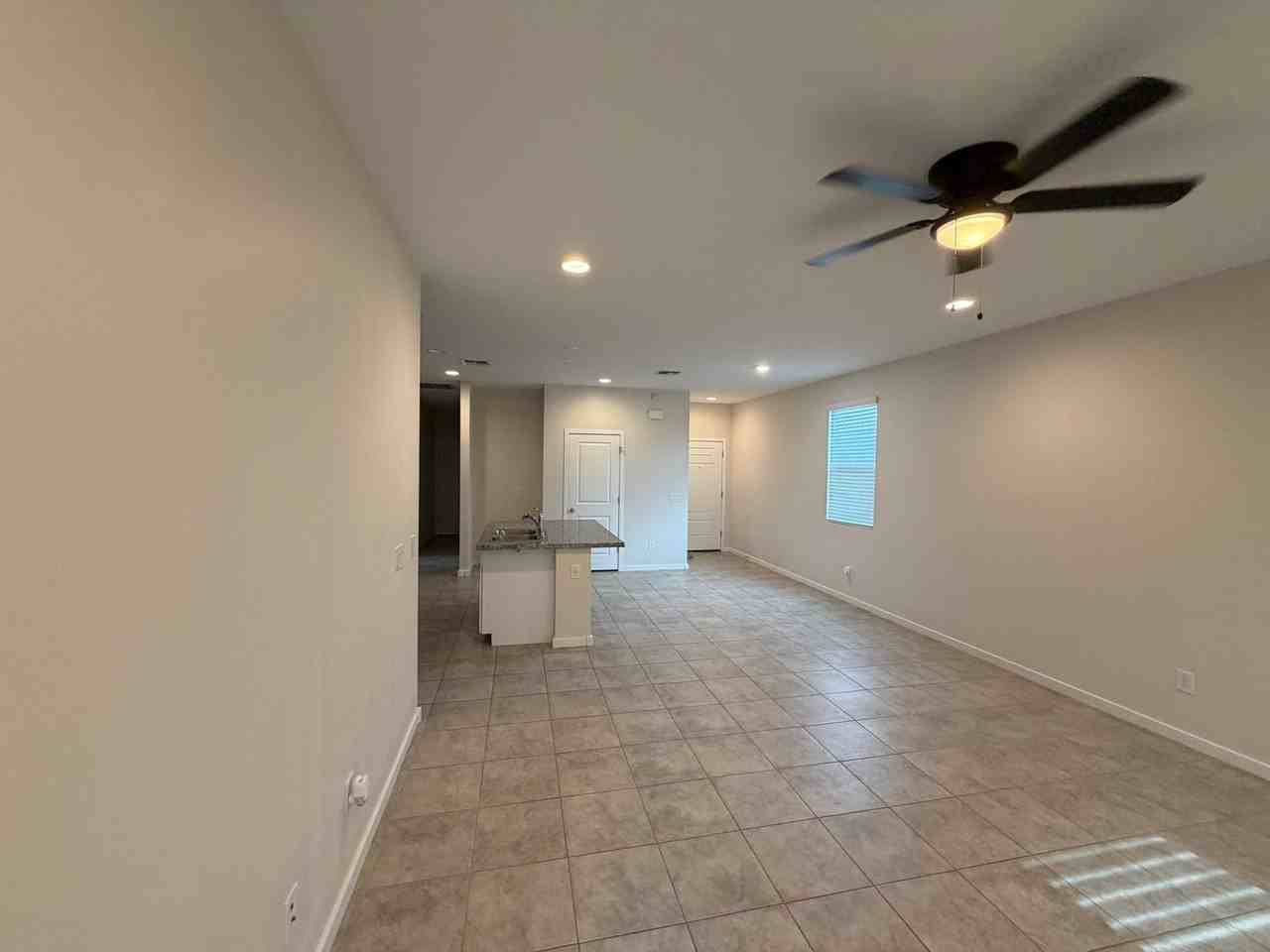 36987 N Sidewinder Dr - Photo 7 of 21