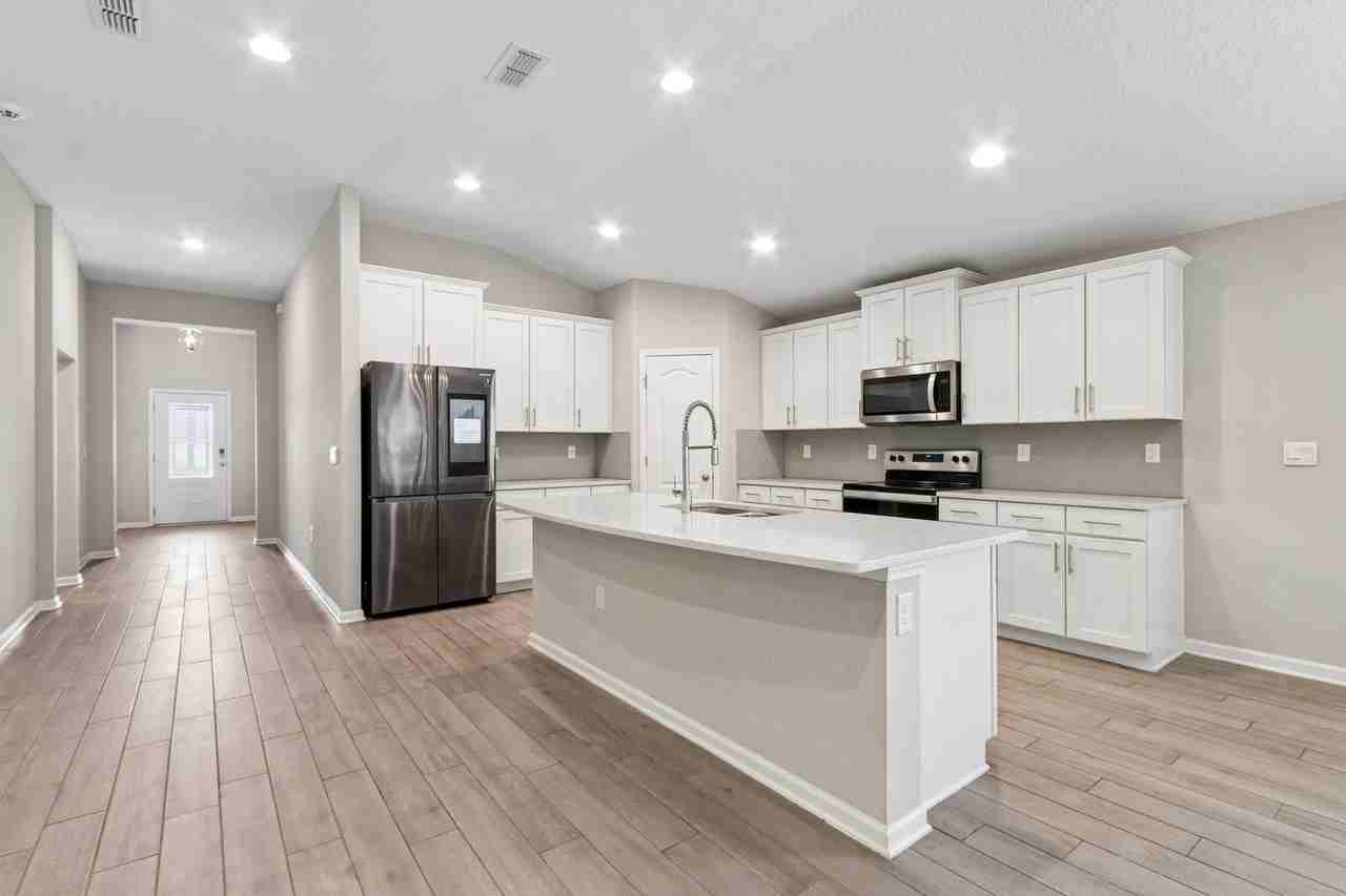 70305 Winding River Dr - Photo 7 of 50