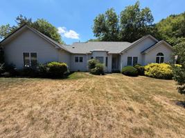 featured image of 102 Sunset Dr