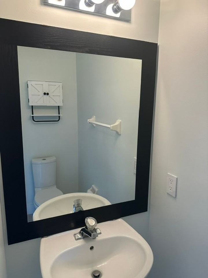 105 Oceans Edge Dr - Photo 4 of 28