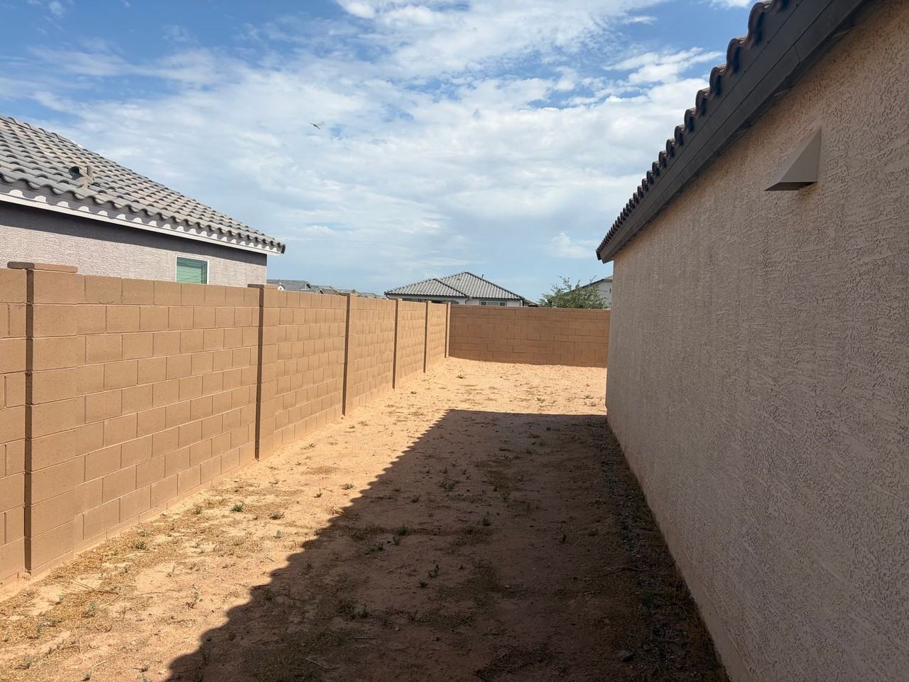 36590 W Mondragone Ln - Photo 3 of 15