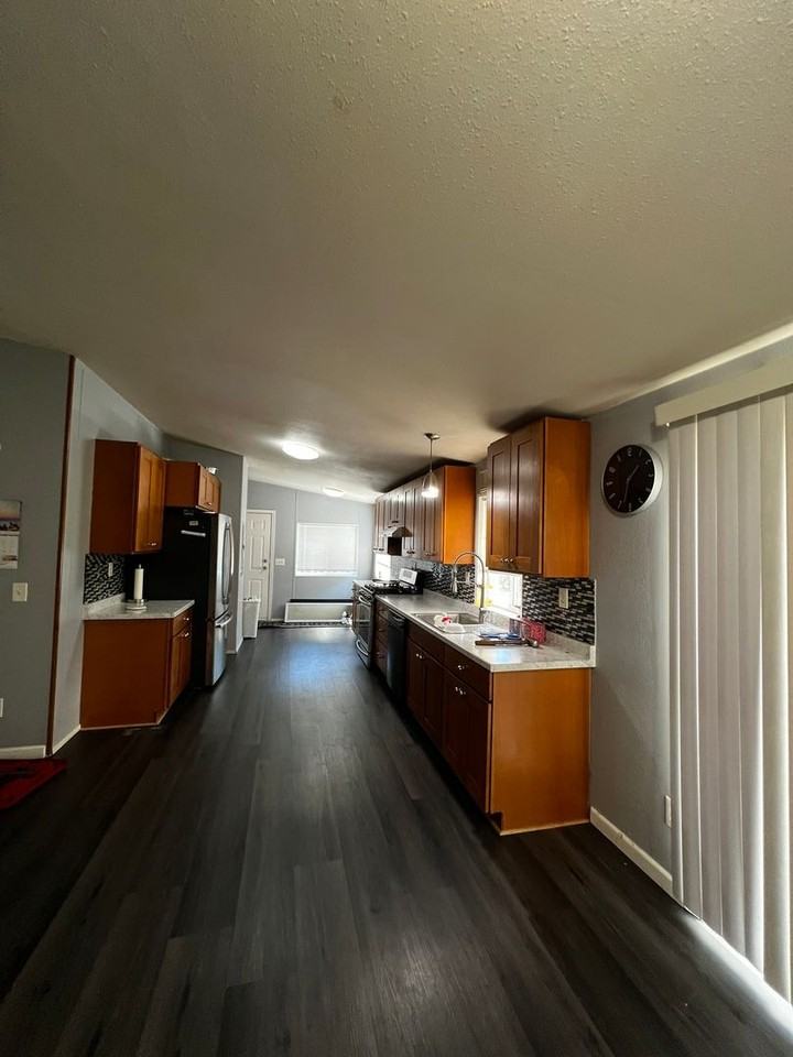 3433 W Mcleod Rd - Photo 2 of 24