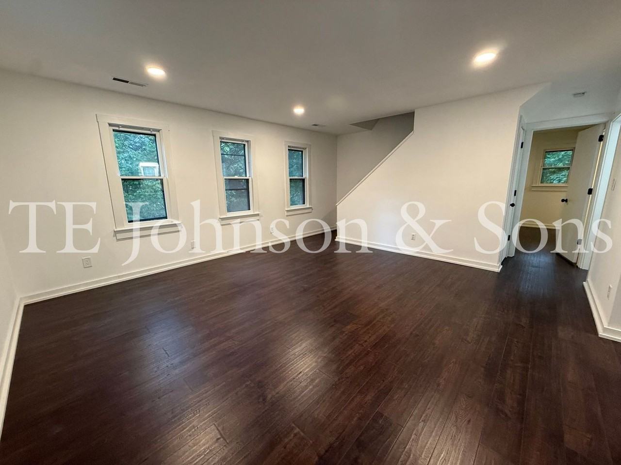 4309 Walnut Hollow Dr - Photo 2 of 33