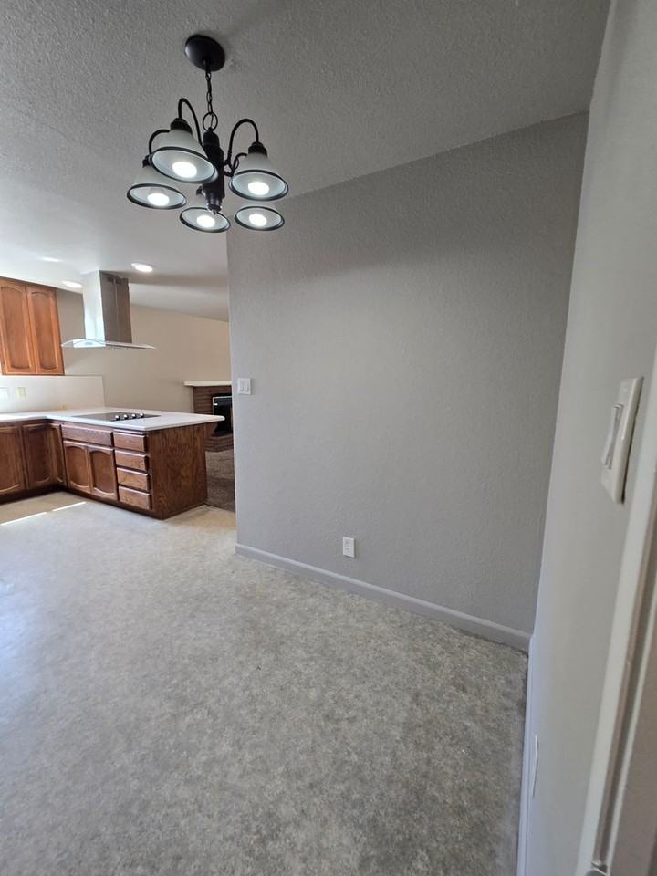10641 Epic Ct - Photo 7 of 22