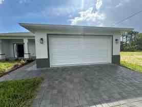 3933 Ne 19th Ave - Photo 1 of 1