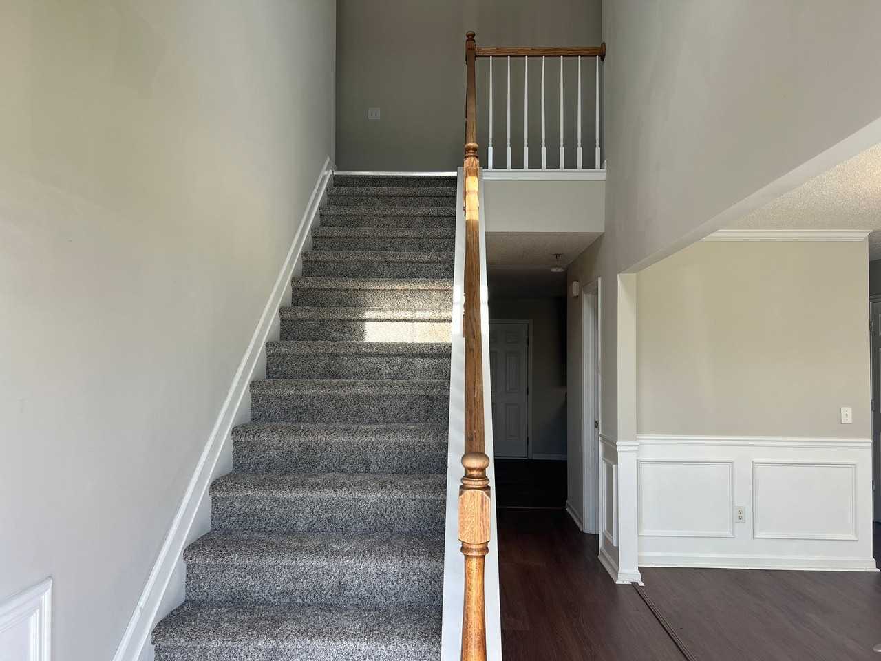 401 Timberwind Dr - Photo 3 of 39
