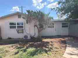 featured image of 916 W Plains Ave