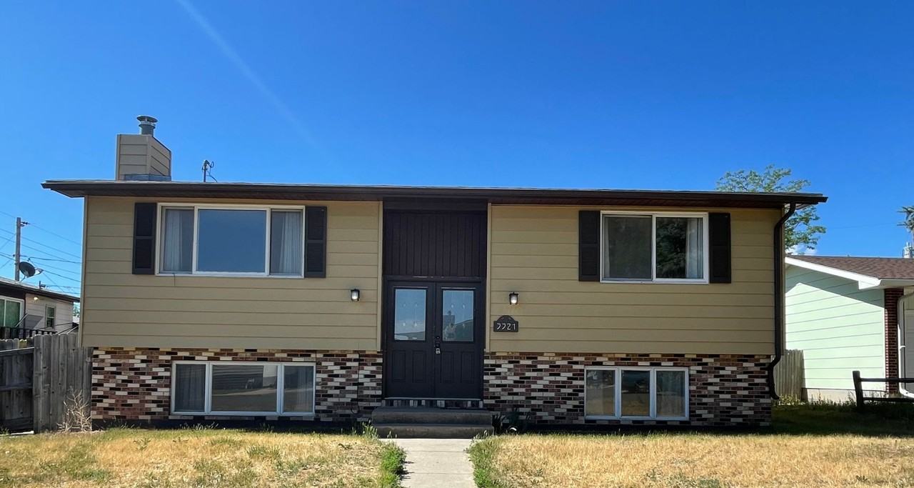 3321 Bevans St - Photo 7 of 10