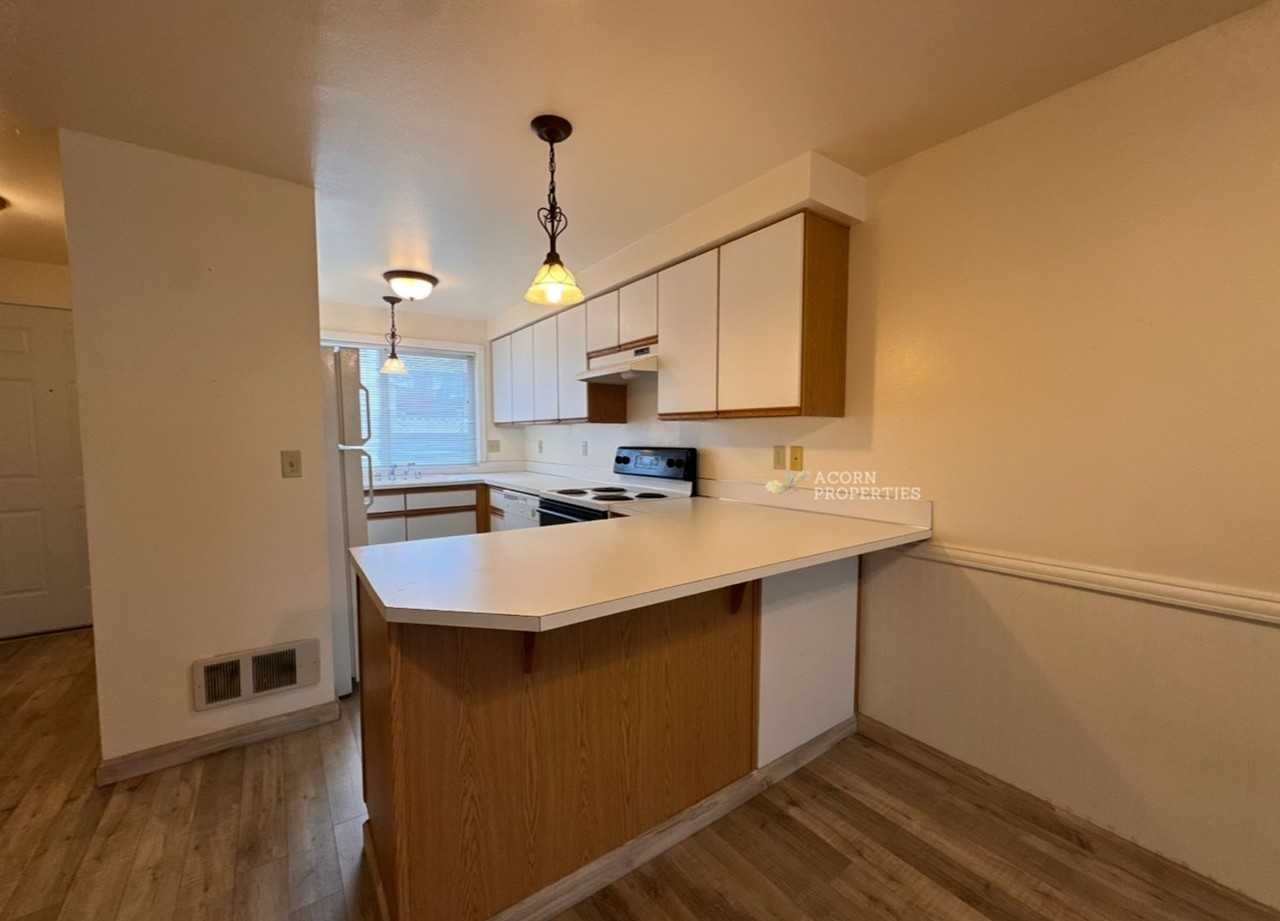 730 Se 8th Ave #F102 - Photo 7 of 36