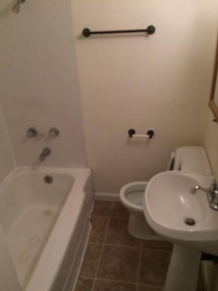 702 Overhill Rd - Photo 4 of 5