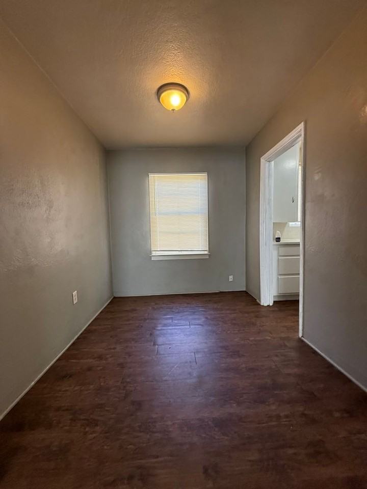 511 Philippine St - Photo 6 of 19
