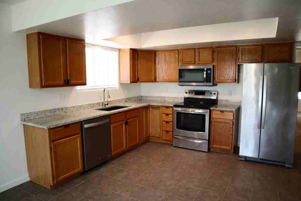 1416 Ocotillo Dr - Photo 2 of 28