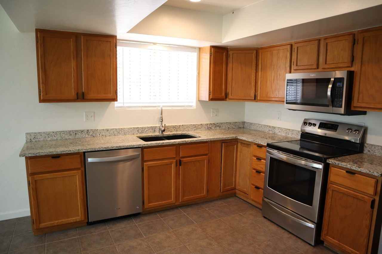 1416 Ocotillo Dr - Photo 5 of 28