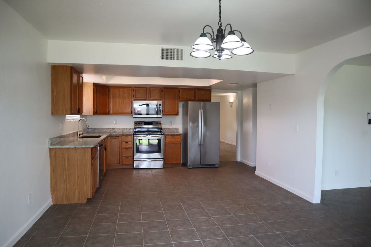 1416 Ocotillo Dr - Photo 6 of 28