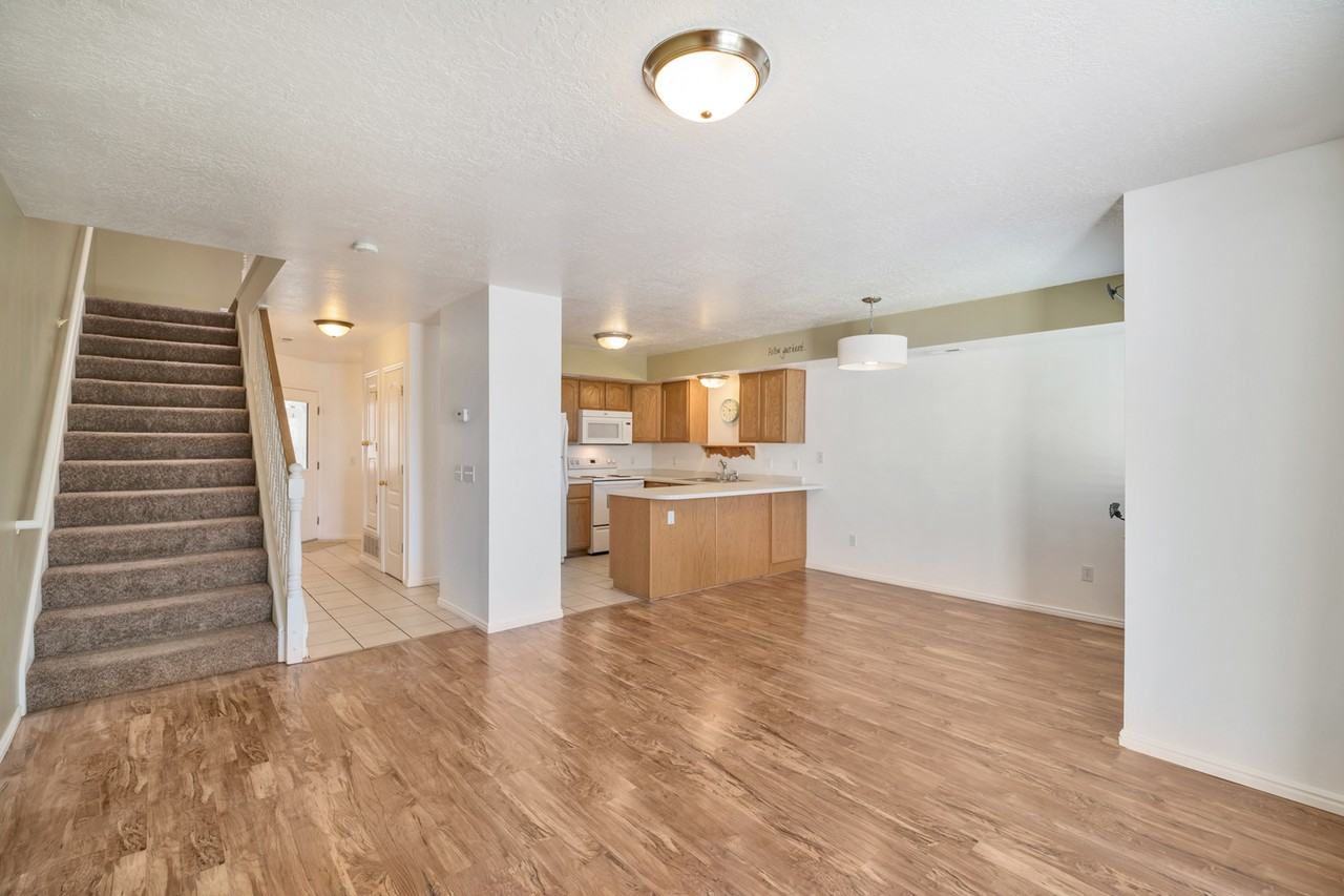 955 N 1125 W - Photo 5 of 15